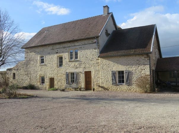 Semur-en-Auxois, Burgundy 21140