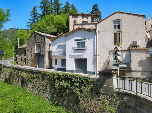 Avène, Languedoc-Roussillon 34260