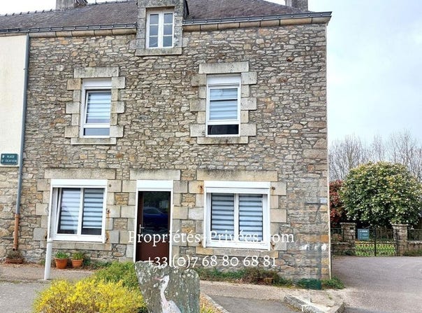 Pluherlin, Brittany 56220
