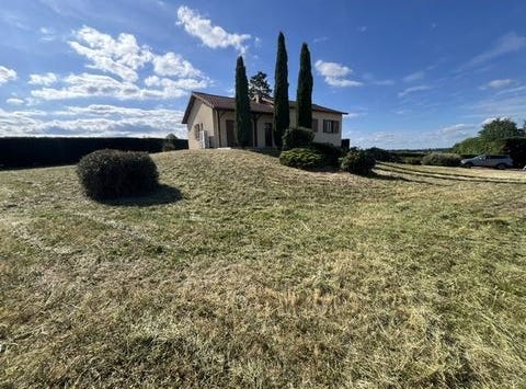 OUCHES, Rhône-Alpes 42155