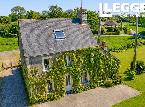 Rauville-la-Place, Normandy 50390
