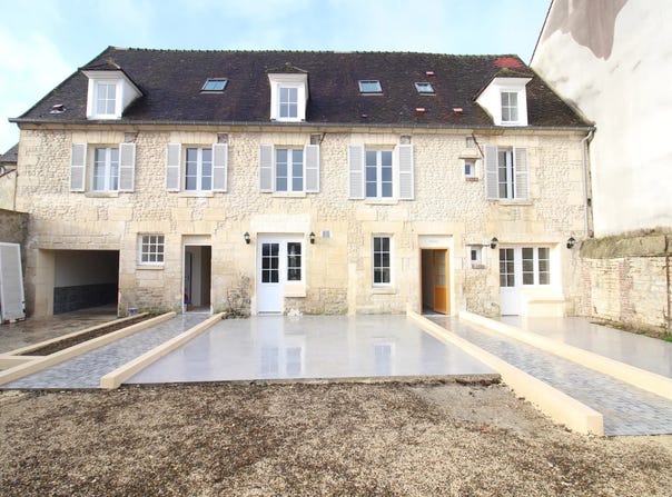 Mouy, Oise 60250