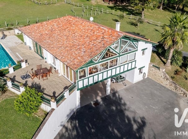 Ustaritz, Aquitaine 64480