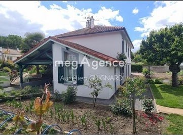 Bressuire, Poitou-Charentes 79300