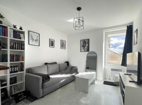 Indre, Pays de la Loire 44610