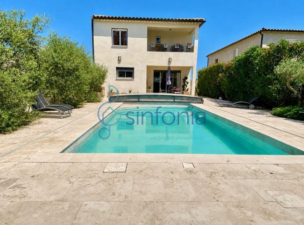 Uzès, Languedoc-Roussillon 30700
