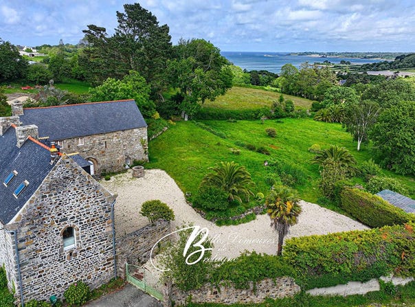 Plougrescant, Brittany 22820