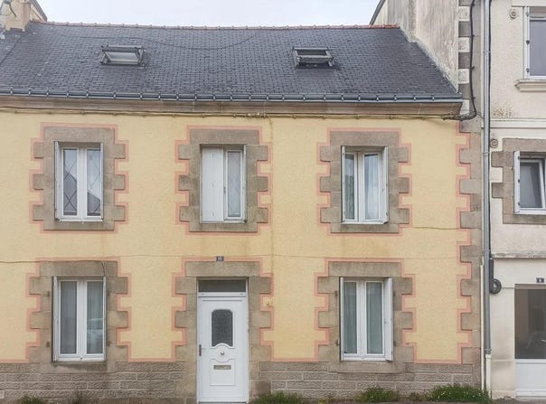 Gourin, Brittany 56110