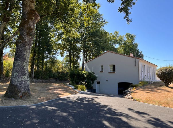 LANDERONDE, Pays de la Loire 85150