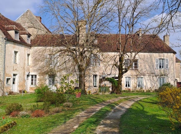 Vermenton, Burgundy 89270