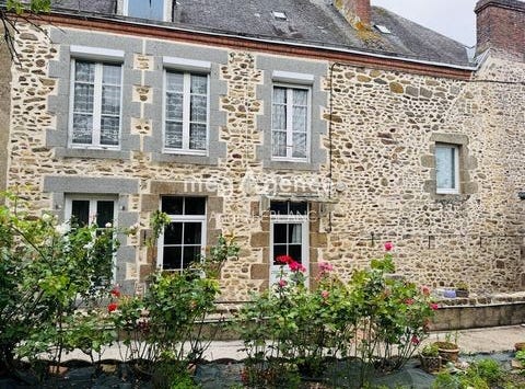 Bais, Pays de la Loire 53160