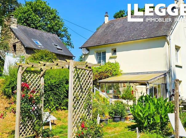 Plouguenast-Langast, Brittany 22150