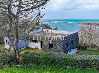 Trégastel, Brittany 22730