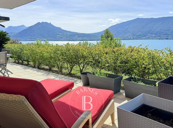 Annecy, Auvergne-Rhône-Alpes 74000