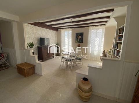 Asnieres-La-Giraud, Poitou-Charentes 17400