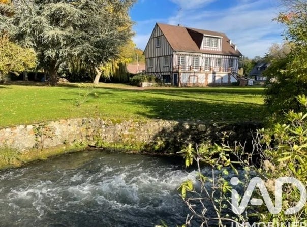Pont-Audemer, Upper Normandy 27500