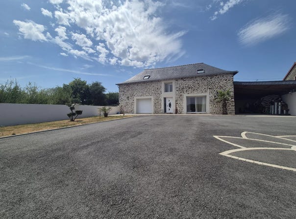 Laval, Mayenne 53000