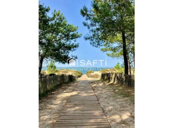 Leucate, Languedoc-Roussillon 11370
