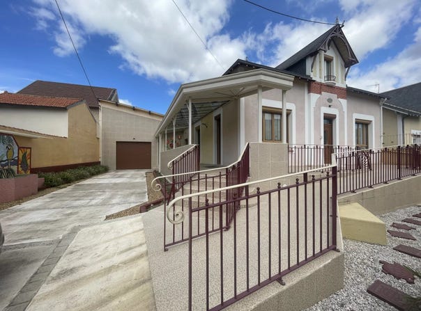 Loudun, Vienne 86200