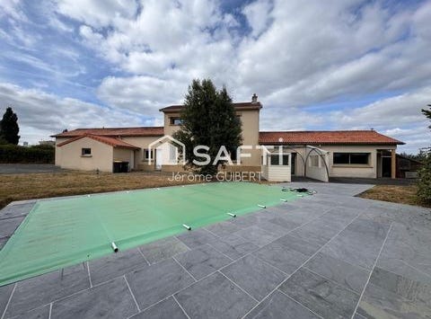 Bressuire, Poitou-Charentes 79300