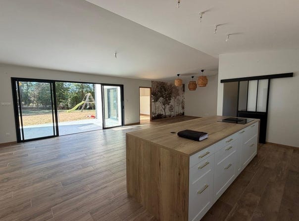 Aizenay, Pays de la Loire 85190