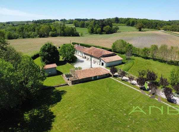 Rouzède, Poitou-Charentes 16220
