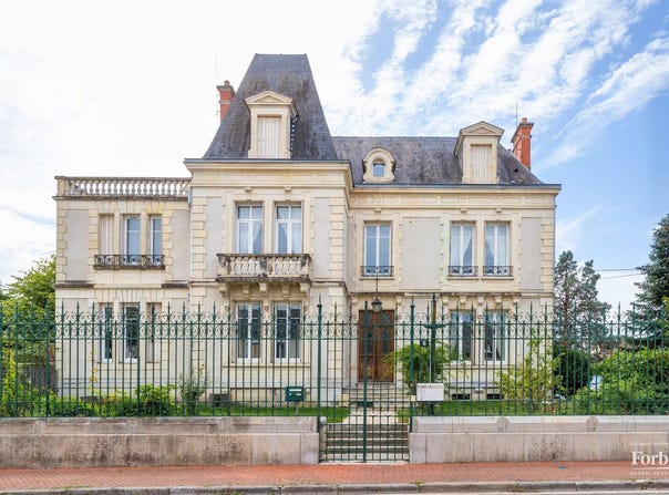 Sancoins, Centre-Val de Loire 18600