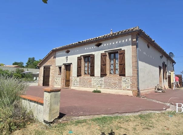 Durfort-Lacapelette, Tarn-et-Garonne 82390