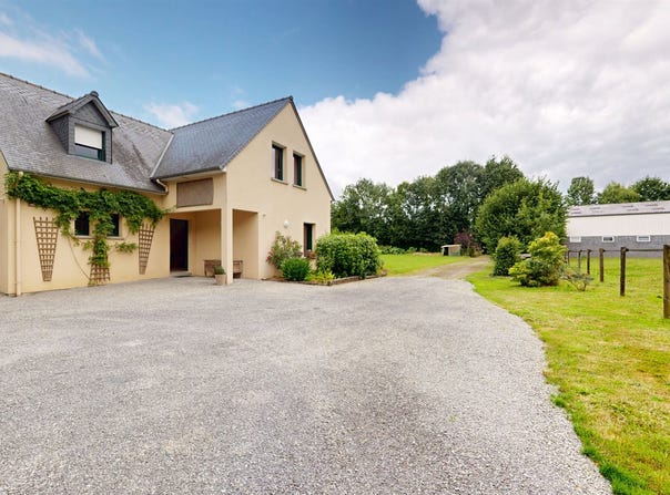 Brécey, Lower Normandy 50370