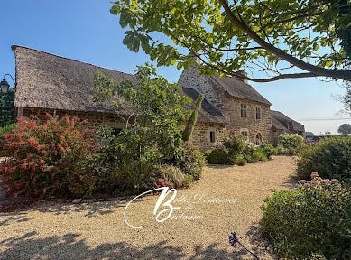 PLOUGASNOU, Brittany 29630