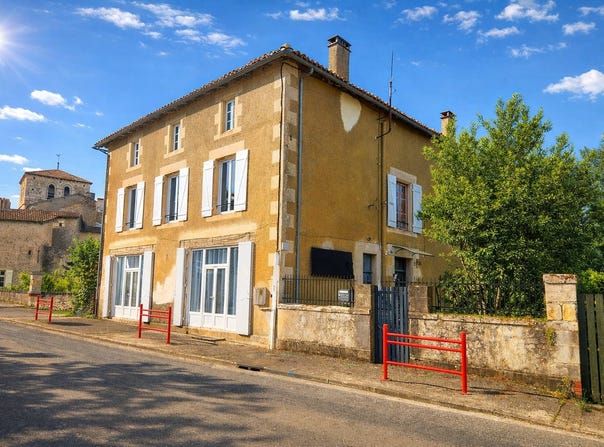 Alloue, Poitou-Charentes 16490