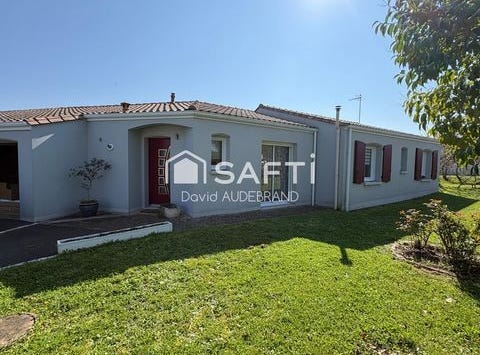 Saint-Maxire, Poitou-Charentes 79410