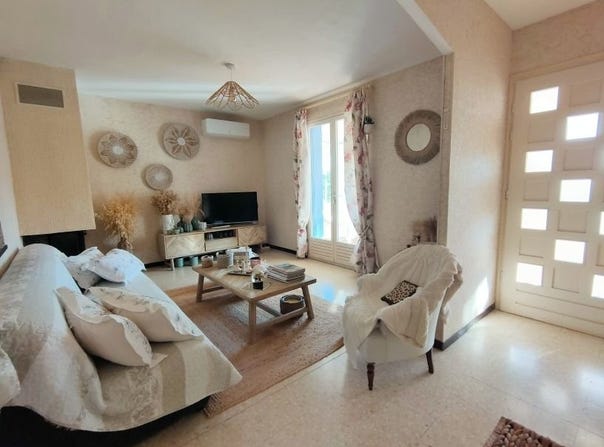 Caux, Languedoc-Roussillon 34720