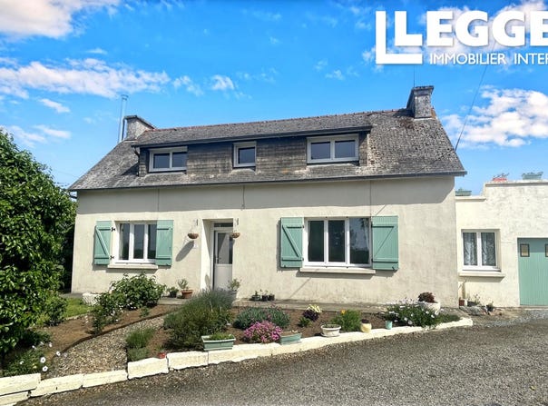 Locarn, Brittany 22340