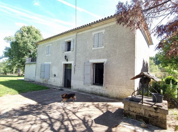 Étouars, Aquitaine 24360