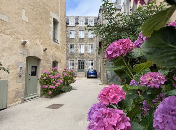 Vannes, Brittany 56000