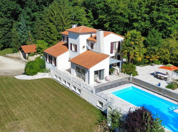 Poitiers, Poitou-Charentes 86000