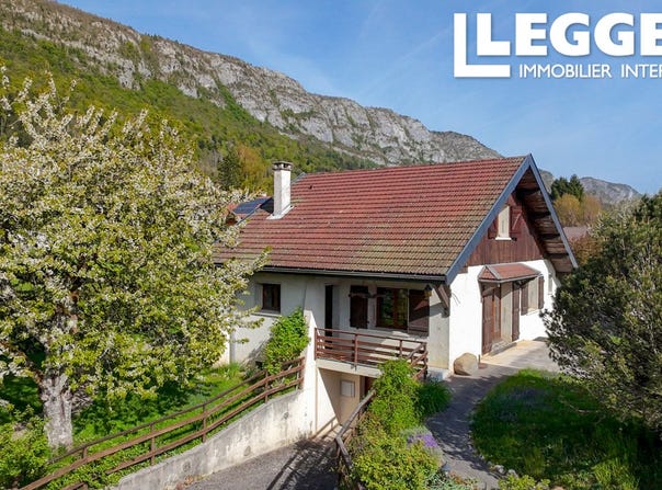 Lathuile, Auvergne-Rhône-Alpes 74210