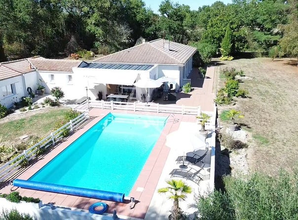 AIZENAY, Pays de la Loire 85190