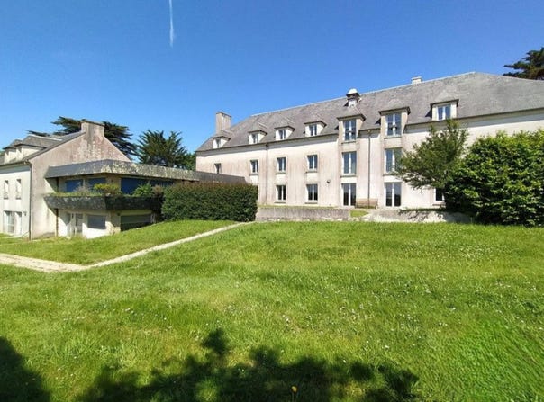 Audierne, Brittany 29770