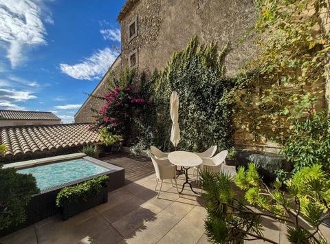 PUISSALICON, Languedoc-Roussillon 34480
