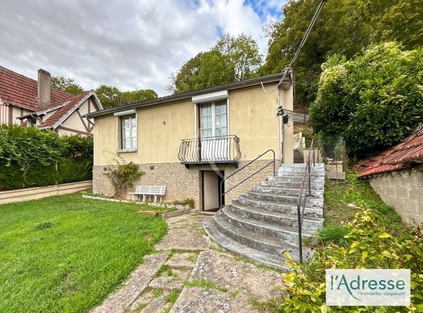 LES ANDELYS, Normandy 27700
