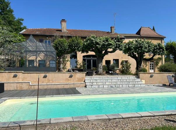 Charlieu, Rhône-Alpes 42190