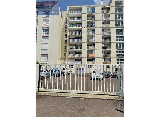 Troyes, Aube 10000