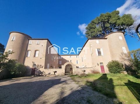 Lezignan-La-Cebe, Languedoc-Roussillon 34120
