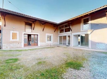 Grieges, Rhône-Alpes 01290
