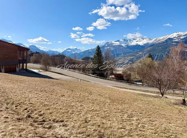 Enchastrayes, Alpes-de-Haute-Provence 04400