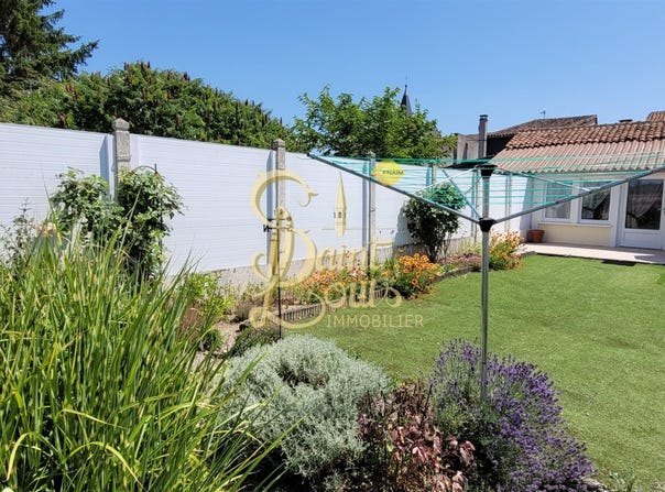 Champigny-sur-Veude, Centre-Val de Loire 37120