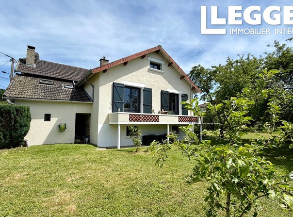 Rochechouart, Nouvelle-Aquitaine 87600