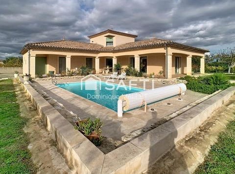 Bellegarde, Languedoc-Roussillon 30127